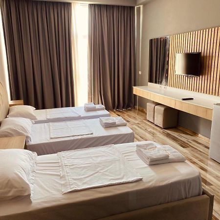 Montecarlo Lungomare Vlorë Exteriör bild