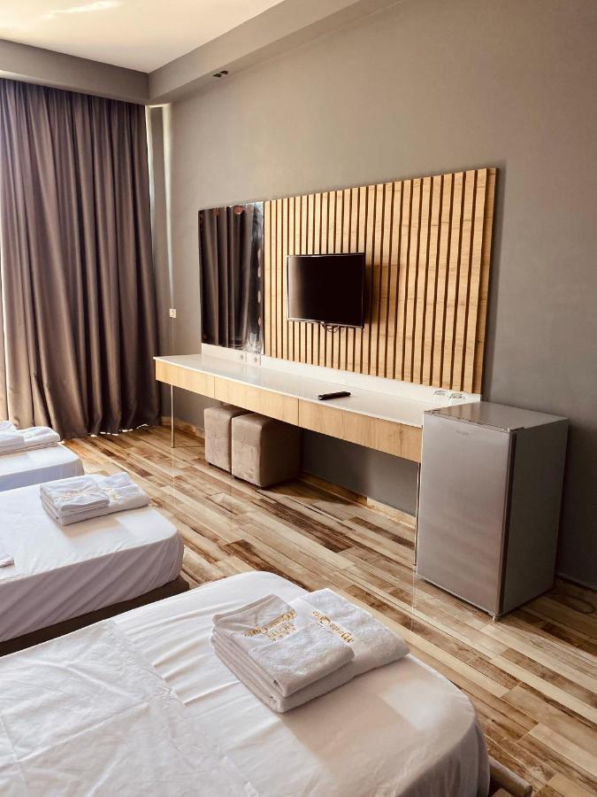 Montecarlo Lungomare Vlorë Exteriör bild